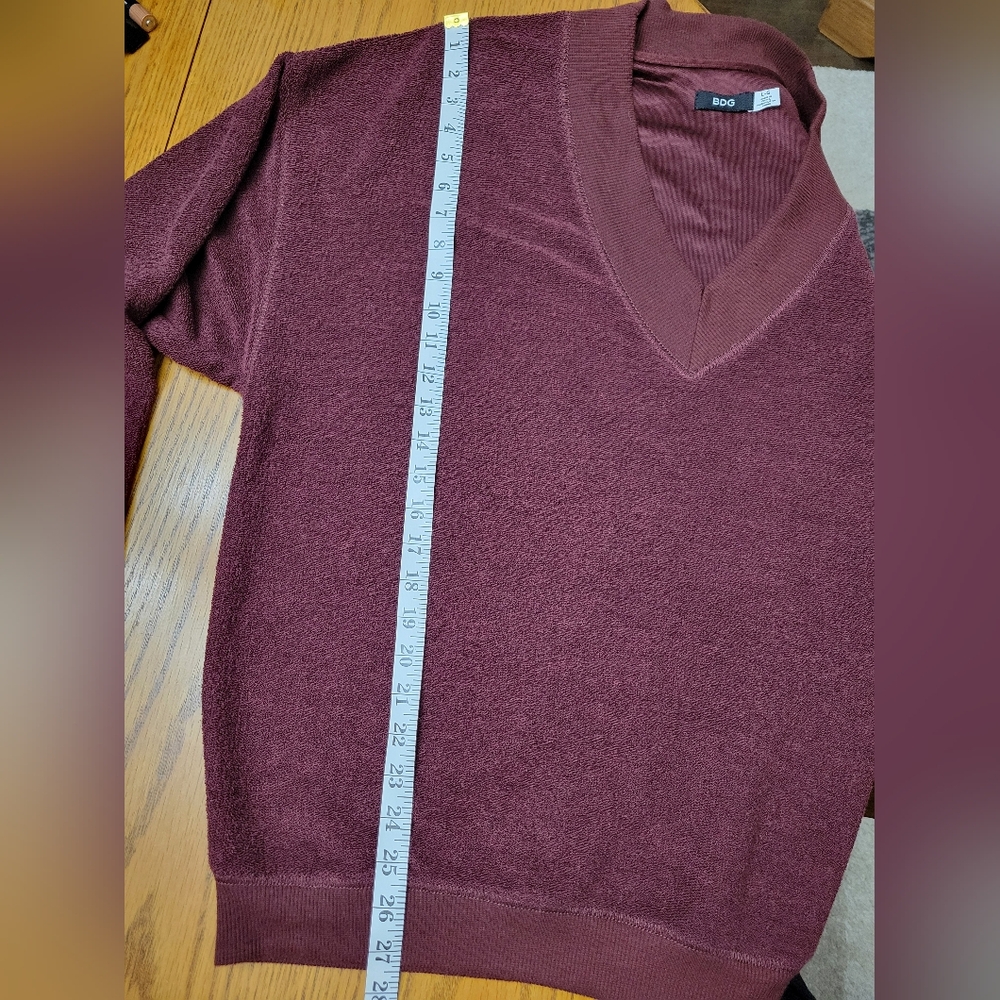 BDG Urban Outfitters V-Neck Oversized Sweatshirt French Terry Burgundy Large - Picture 8 of 8